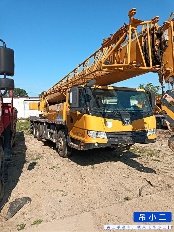 Buy XCMG QY25KC Used Crane