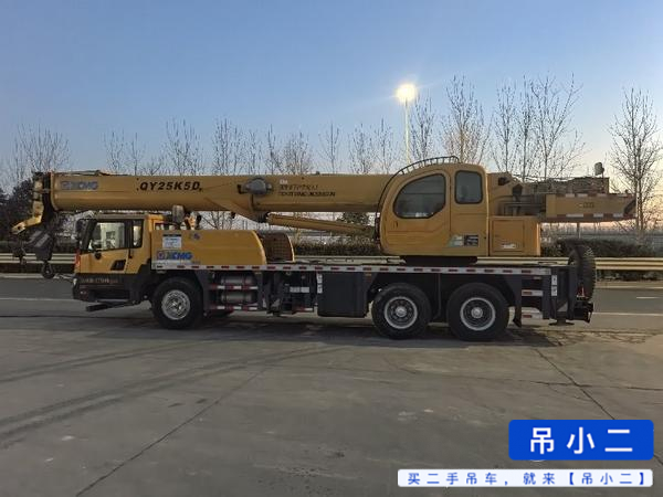 Buy XCMG QY25K5D Used Crane / 5