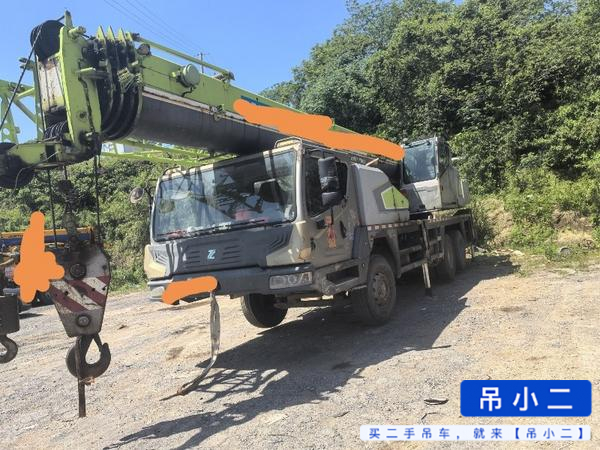 Buy Zoomlion ZTC251VE562 Used Crane