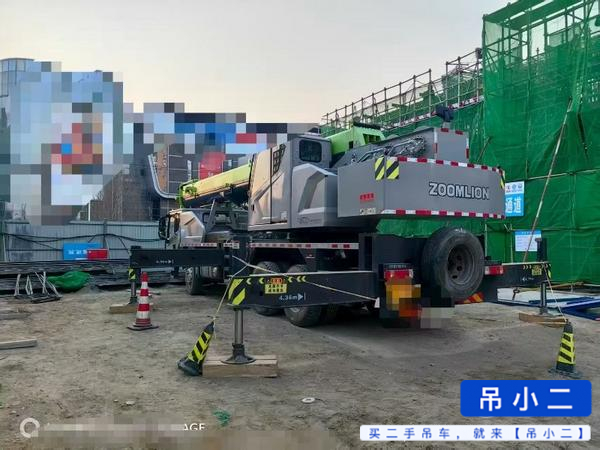 Buy Zoomlion ZTC251VE562 Used Crane / 2