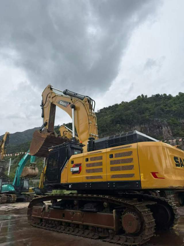 Buy Sany SY900H-S Used Excavator / 2