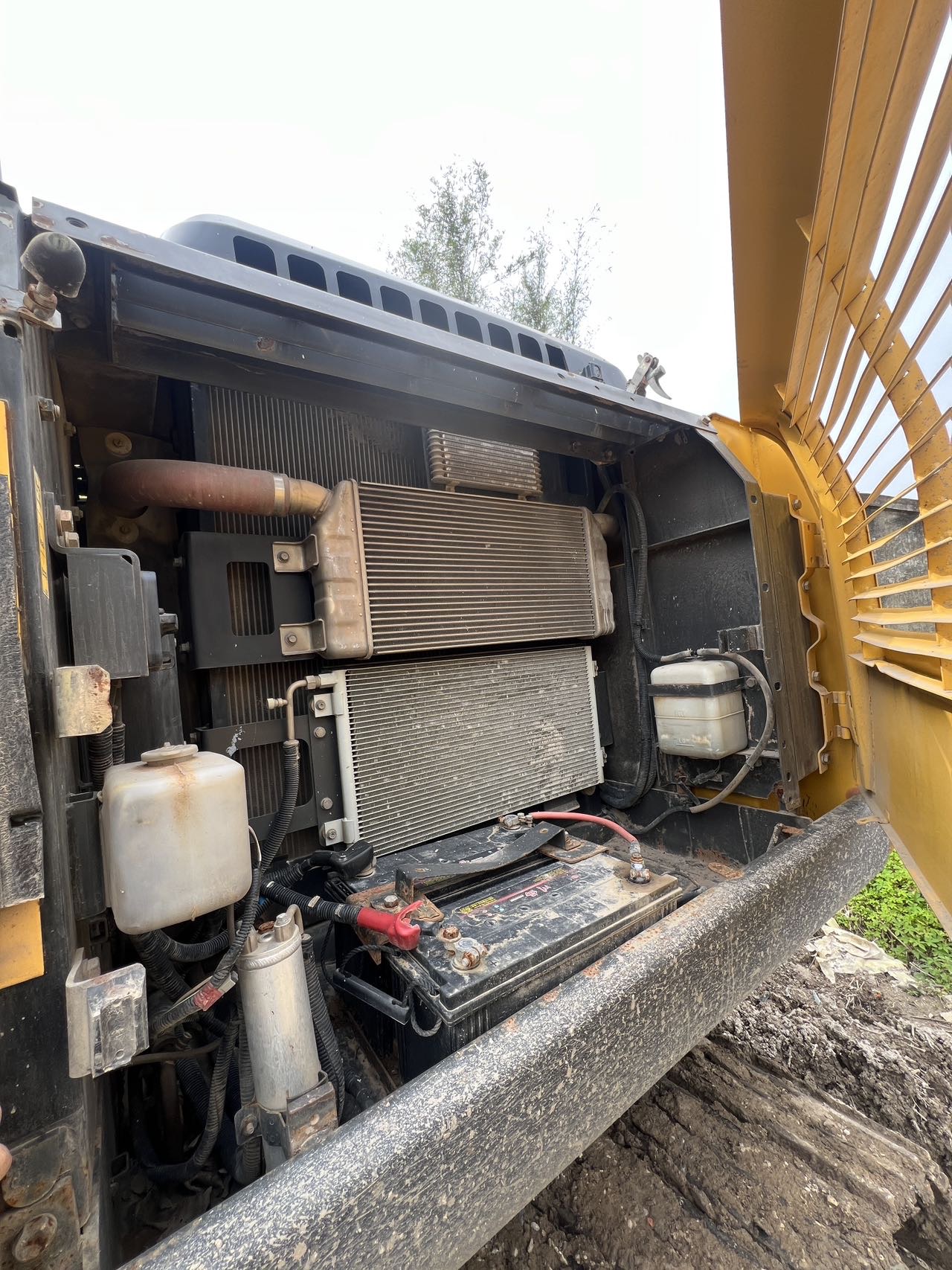 Buy Sumitomo SH260LC-6 Used Excavator / 4