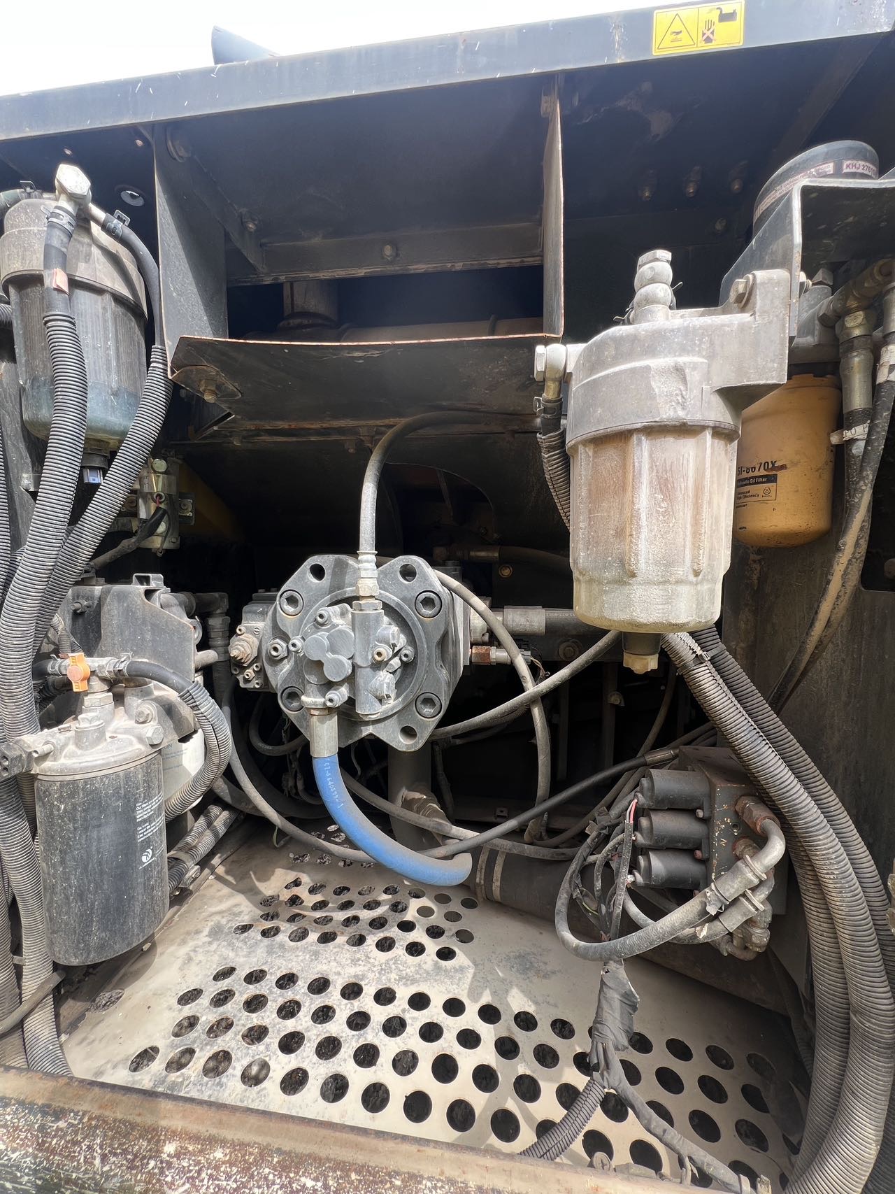 Buy Sumitomo SH260LC-6 Used Excavator / 8
