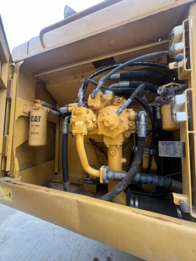 Buy Caterpillar 349D2L Used Excavator / 18