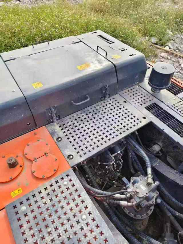 Buy Doosan DX380LC-9C Used Excavator / 10