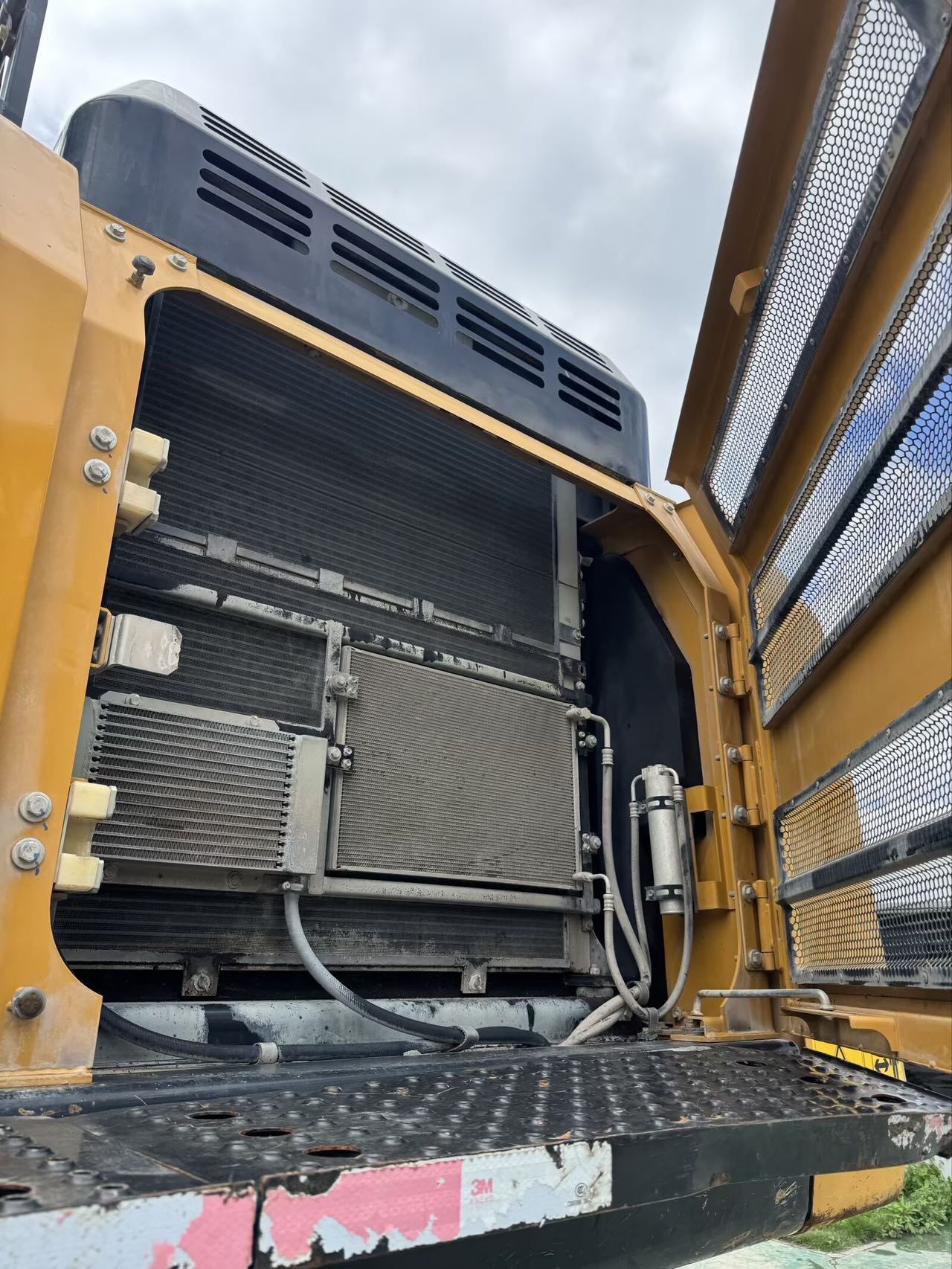 Buy Sany SY750H Pro Used Excavator / 12
