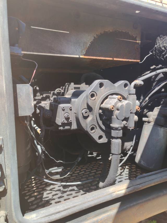 Buy Sany 215C-9 Used Excavator / 4