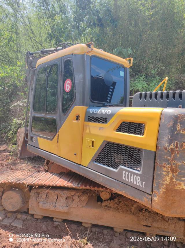 Buy Volvo 120D Used Excavator / 2