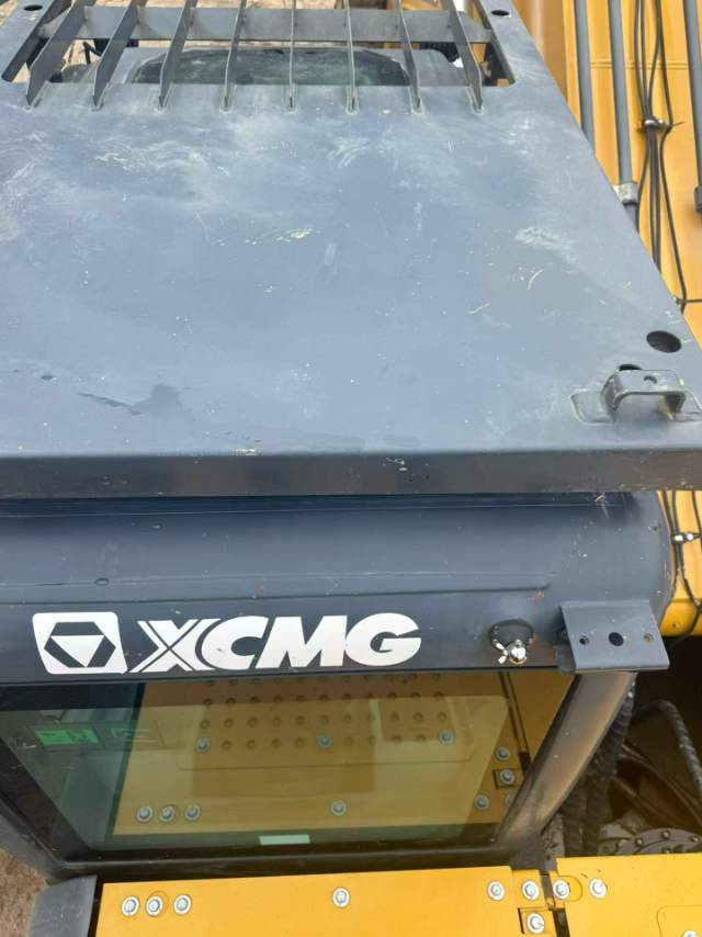 Buy XCMG XE335DK Used Excavator / 7