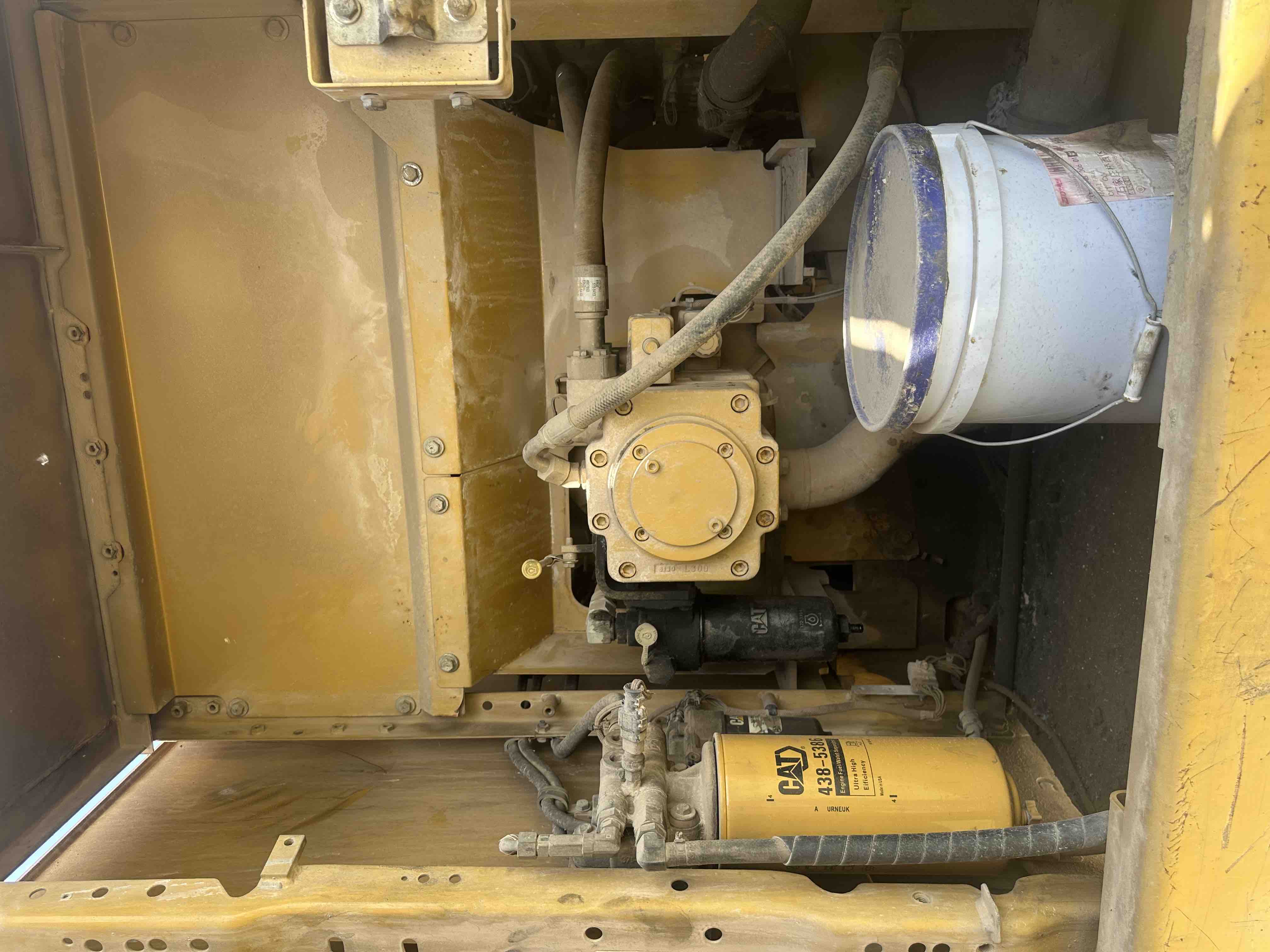 Buy Caterpillar 320C Used Excavator / 2