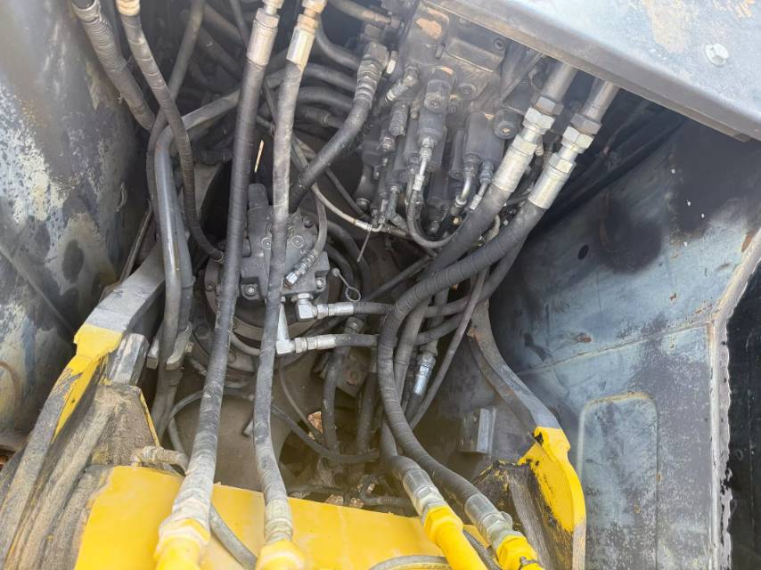 Buy Sumitomo 120A2 Used Excavator / 7