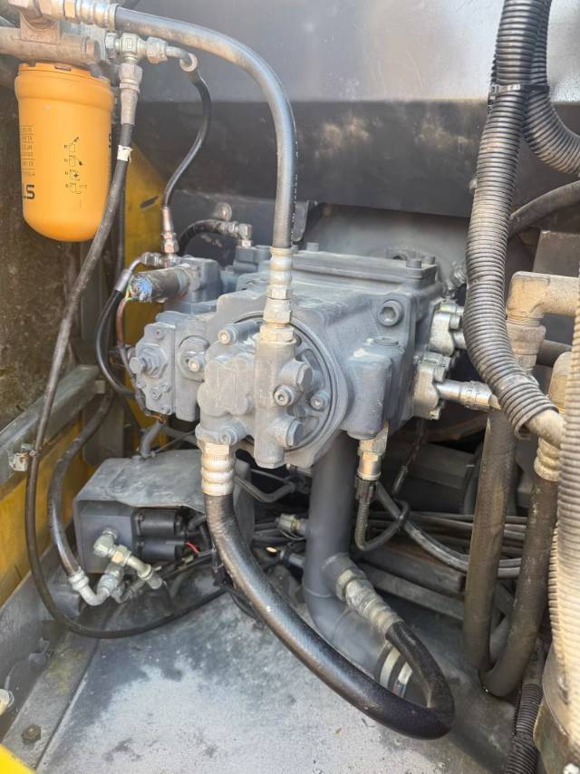 Buy Sumitomo 120A2 Used Excavator / 6