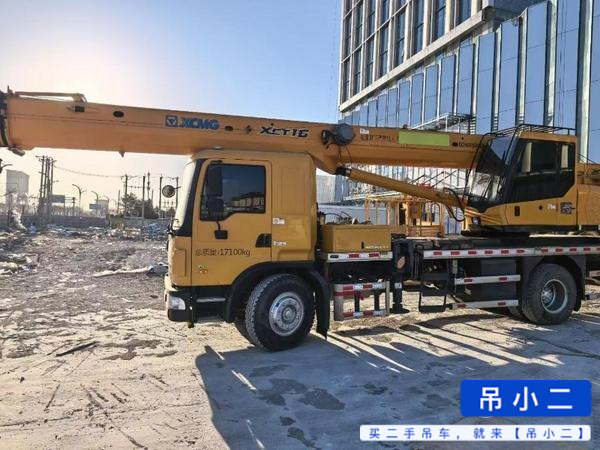 Buy XCMG XCT12L4-1 Used Crane / 2