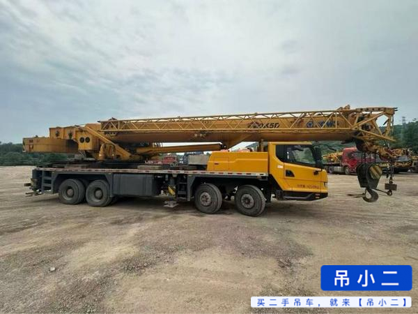 Buy XCMG 50KD Used Crane / 2
