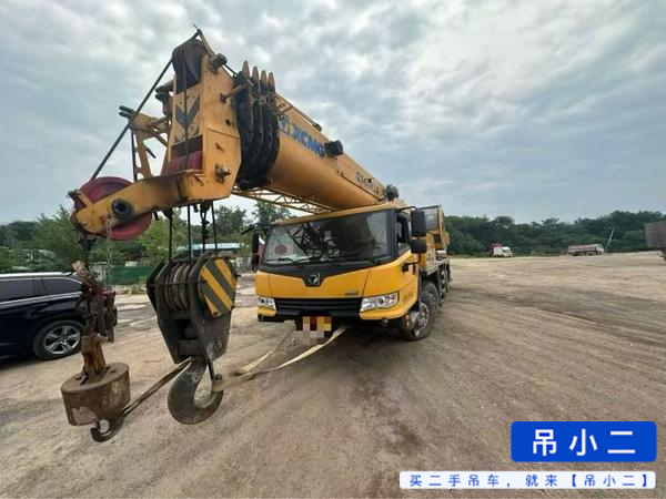 Buy XCMG 50KD Used Crane / 4