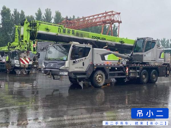Acheter Grue Zoomlion ZTC251VE562 d'occasion / 2