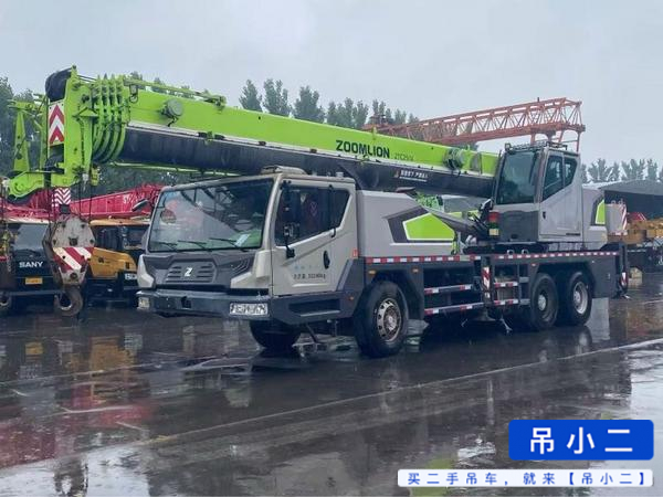 Купить Zoomlion ZTC251VE562 Подержанный Кран