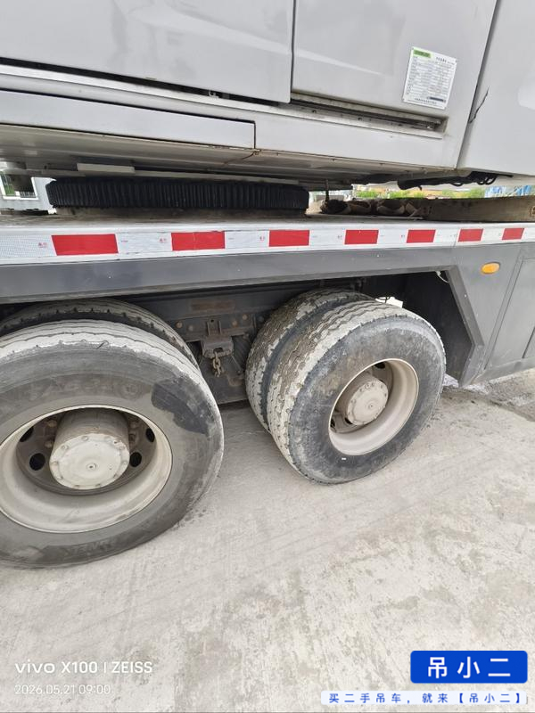 Compre Guindaste Zoomlion ZTC251VE562 Usado / 6