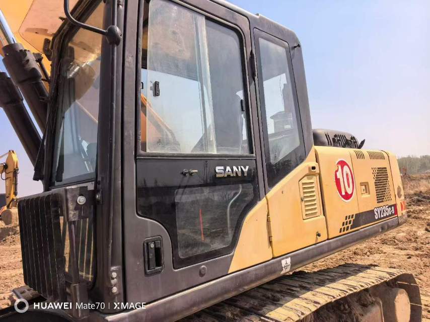 Buy Sany SY235H Used Excavator / 7