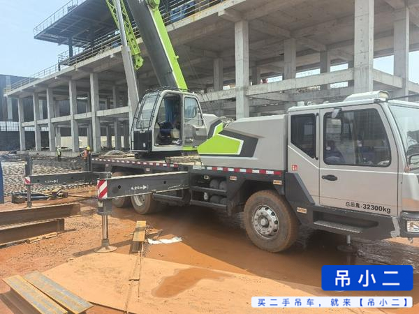 Acheter Zoomlion ZTC201V551 D'occasion Grue