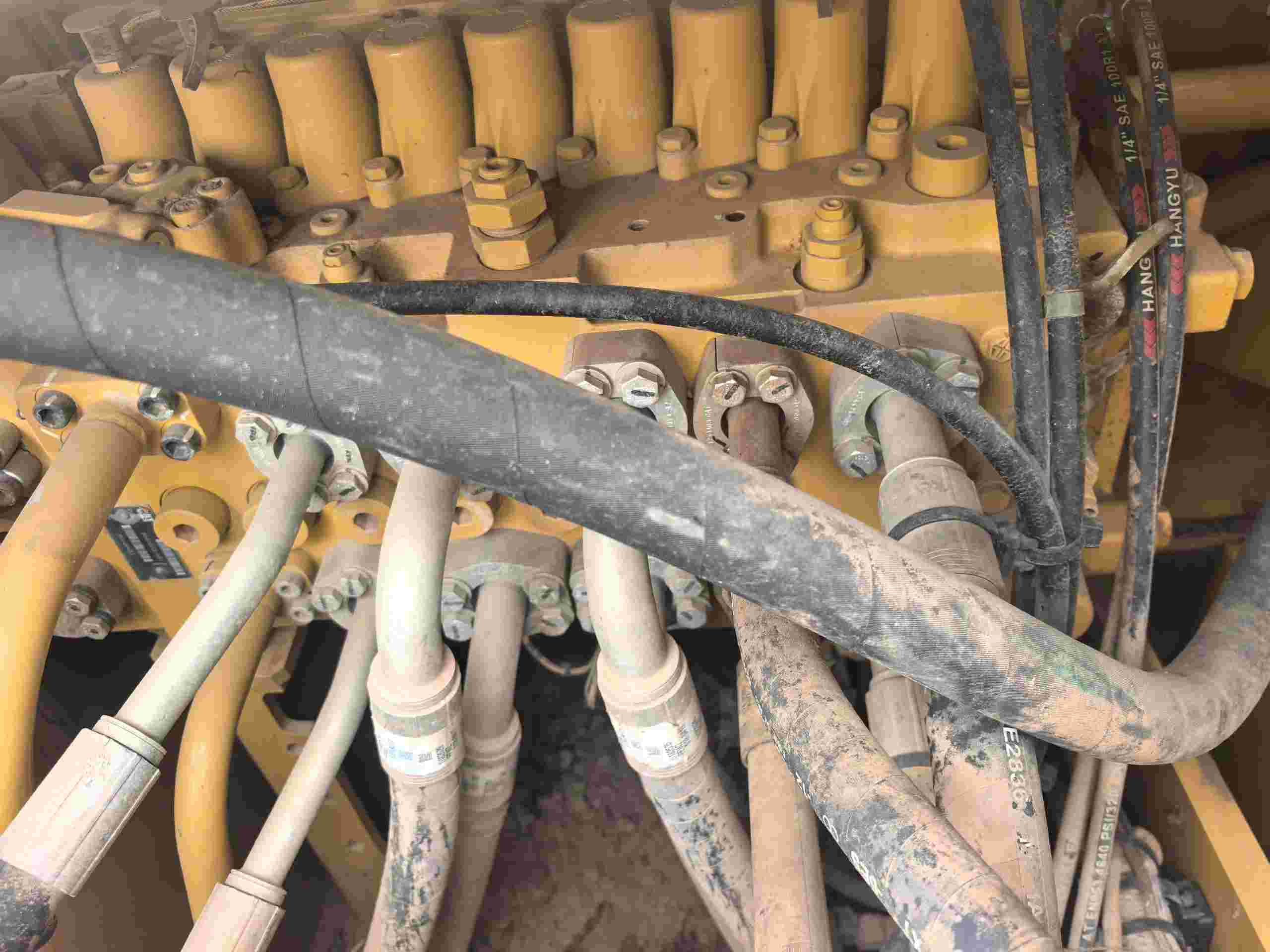 Buy Caterpillar 320C Used Excavator / 8