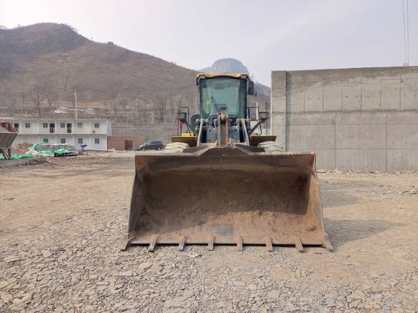 Buy XCMG LW500HV Used Loader / 3