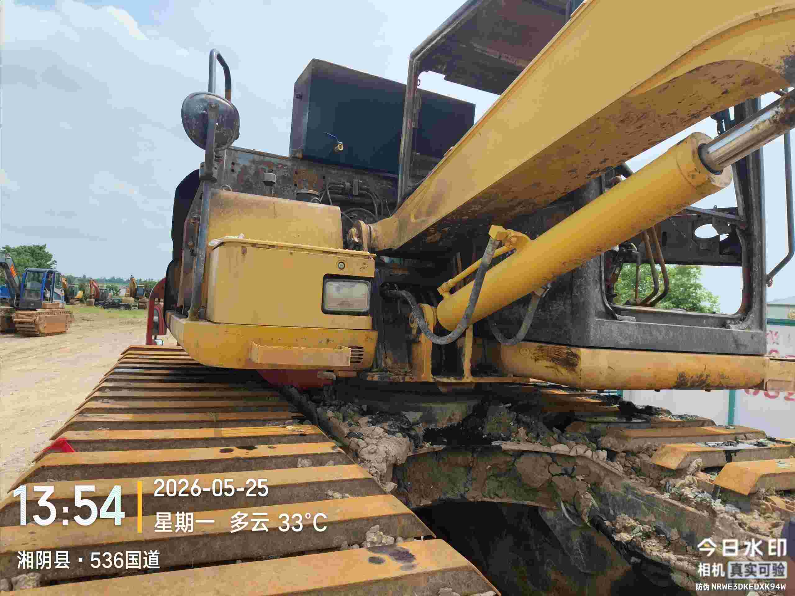 Buy Komatsu PC60-7 Used Excavator / 9