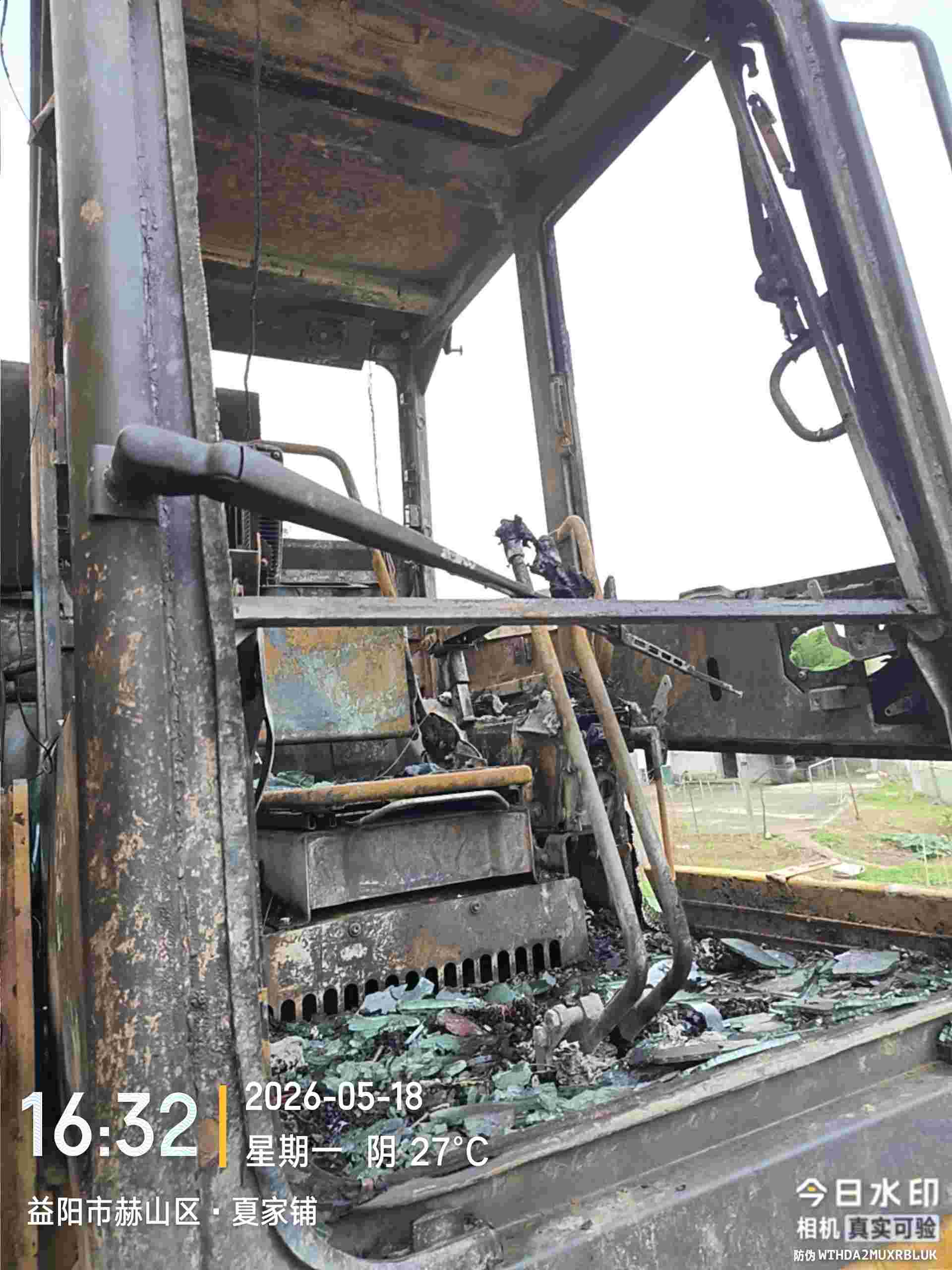 Buy Komatsu PC60-7 Used Excavator / 14
