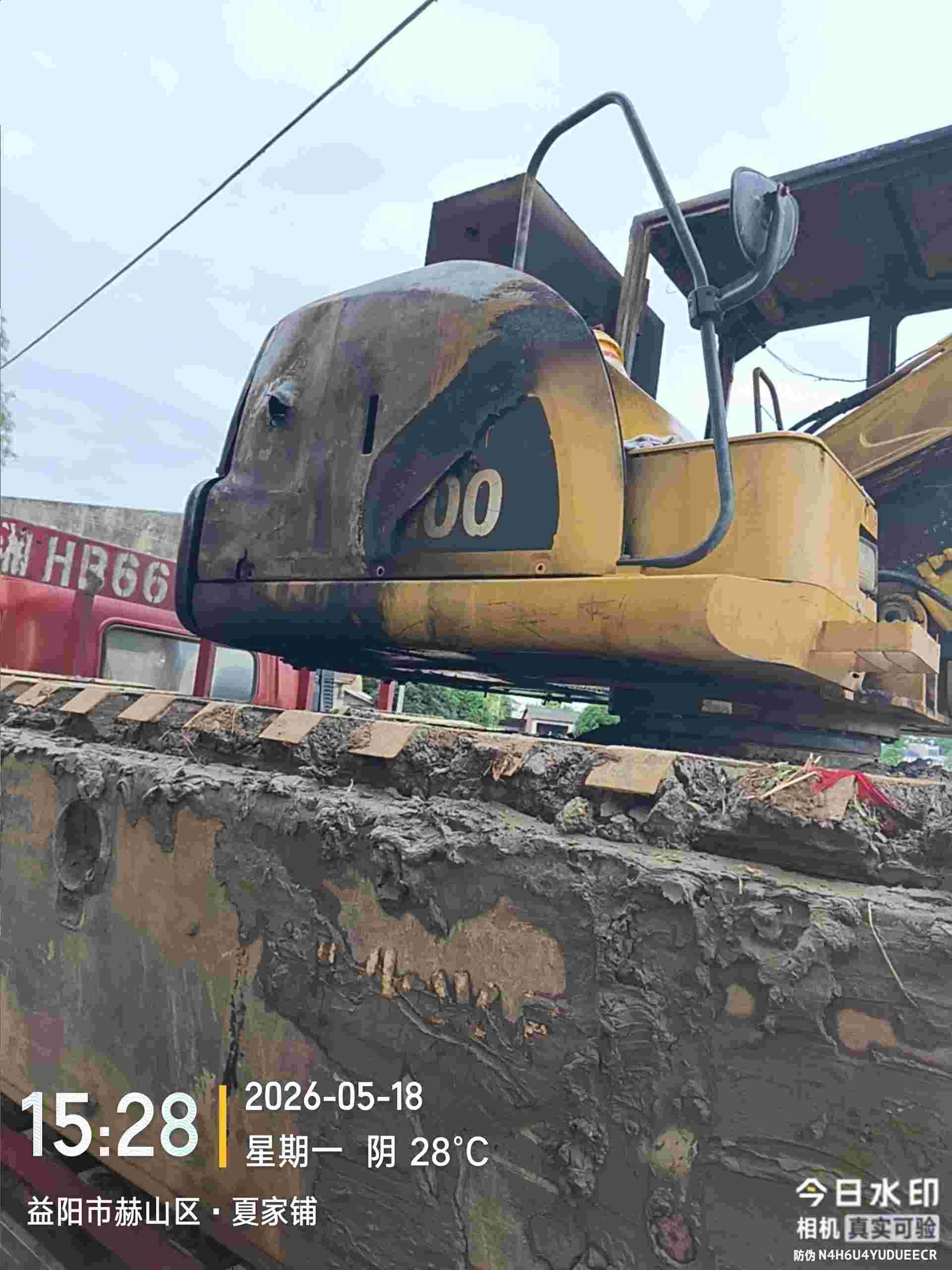 Buy Komatsu PC60-7 Used Excavator / 11