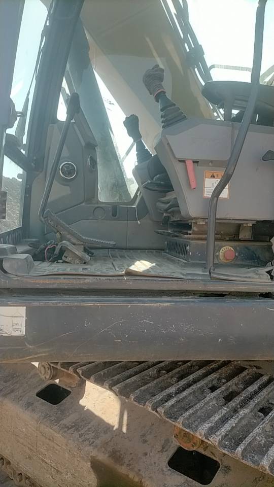 Buy XCMG XE215DA Used Excavator / 9