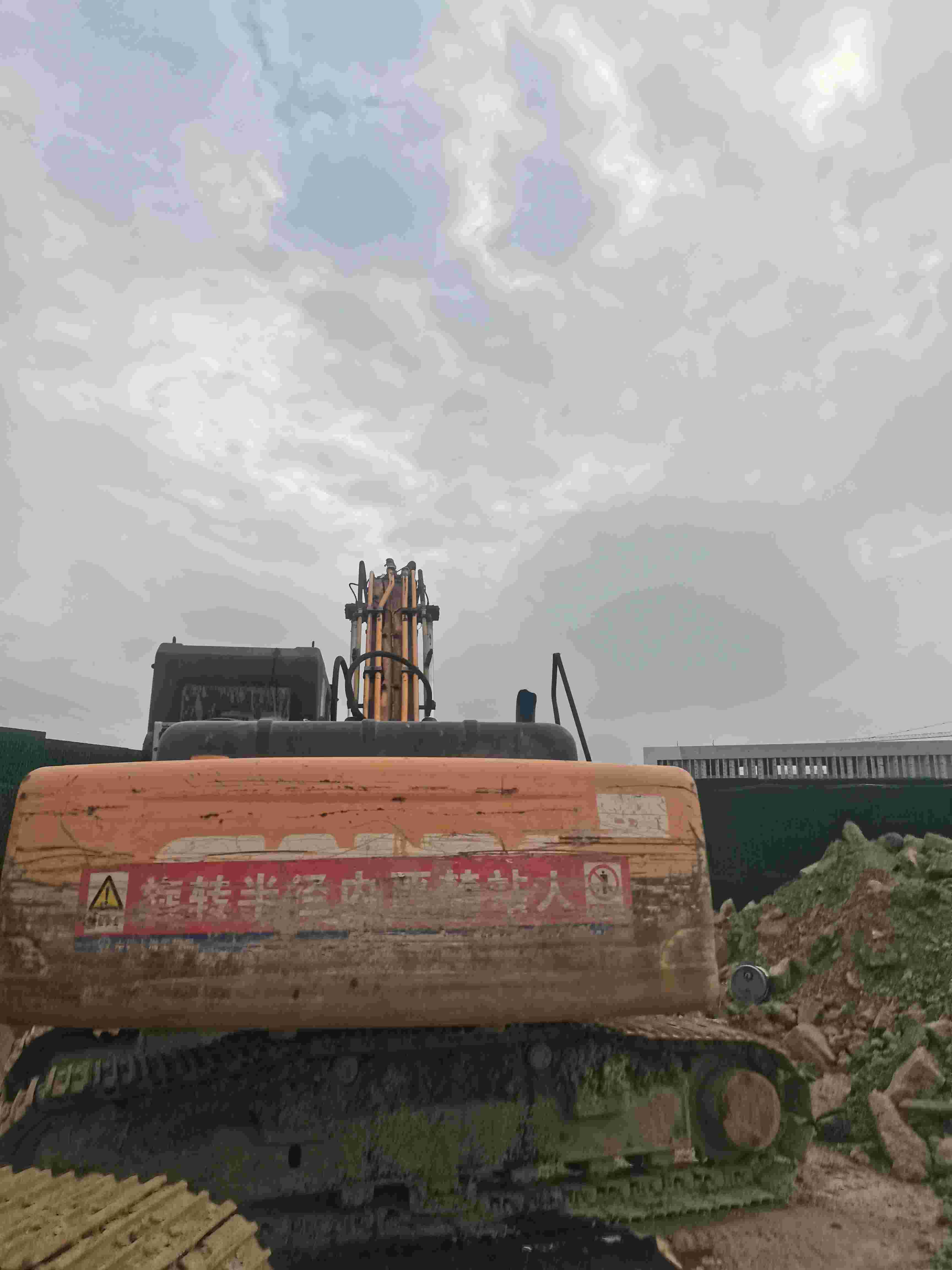 Buy Sany 205C-8 Used Excavator / 12
