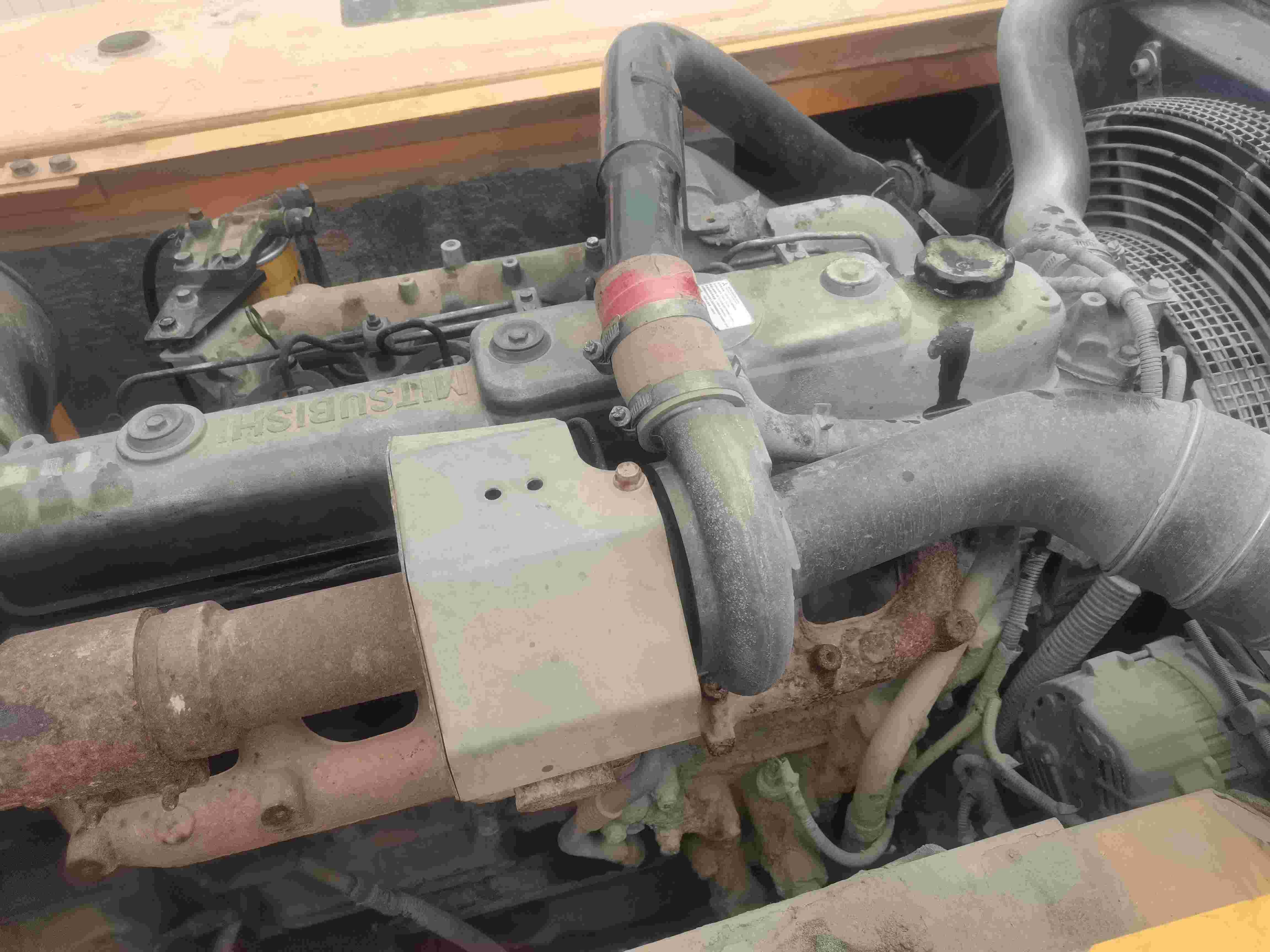 Buy Sany 205C-8 Used Excavator / 2