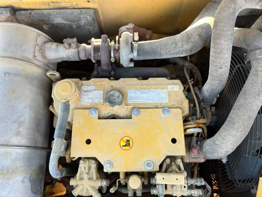 Купить Подержанный Экскаватор Caterpillar M315D / 8