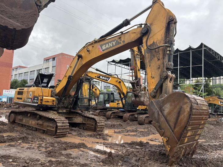 Buy Sany STG210C-8S Used Excavator / 1