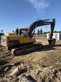 Buy Volvo 210D Used Excavator / 4 Buy Volvo 210D Used Excavator / 4