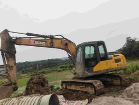 Buy XCMG XE135D Used Excavator / 2 Buy XCMG XE135D Used Excavator / 2