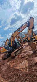 Buy XCMG XE135D Used Excavator / 15 Buy XCMG XE135D Used Excavator / 15