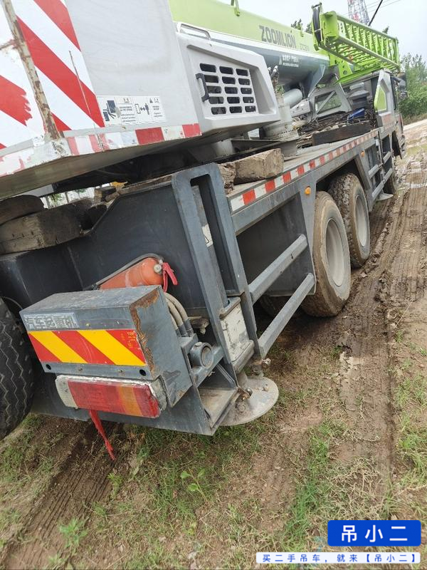 Buy Zoomlion ZTC201V551 Used Crane / 3