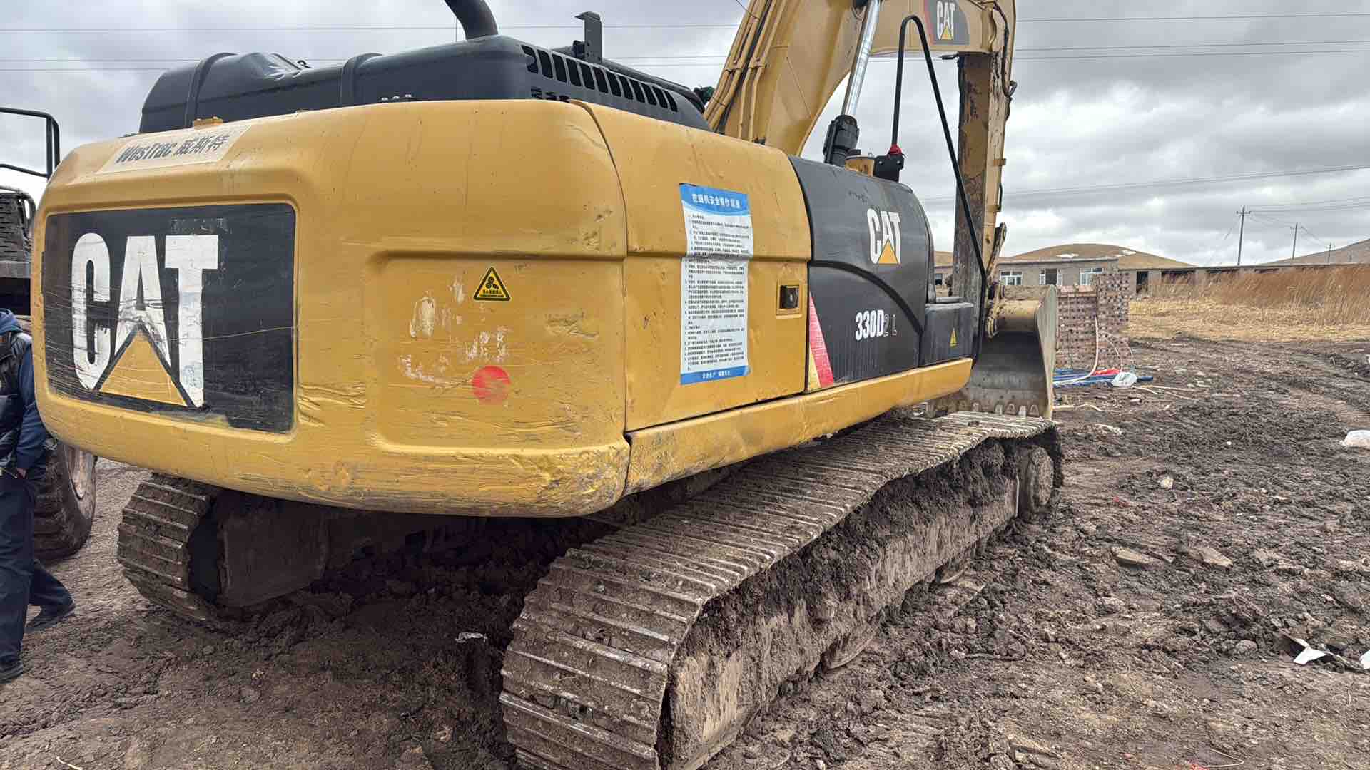 Buy Caterpillar 326D2 Used Excavator / 3