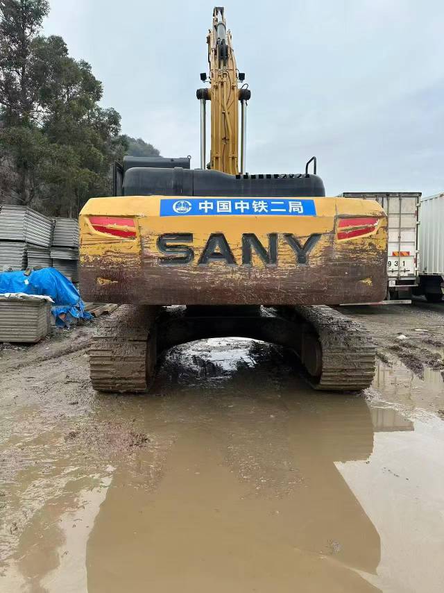 Buy Sany SY245H Used Excavator / 3