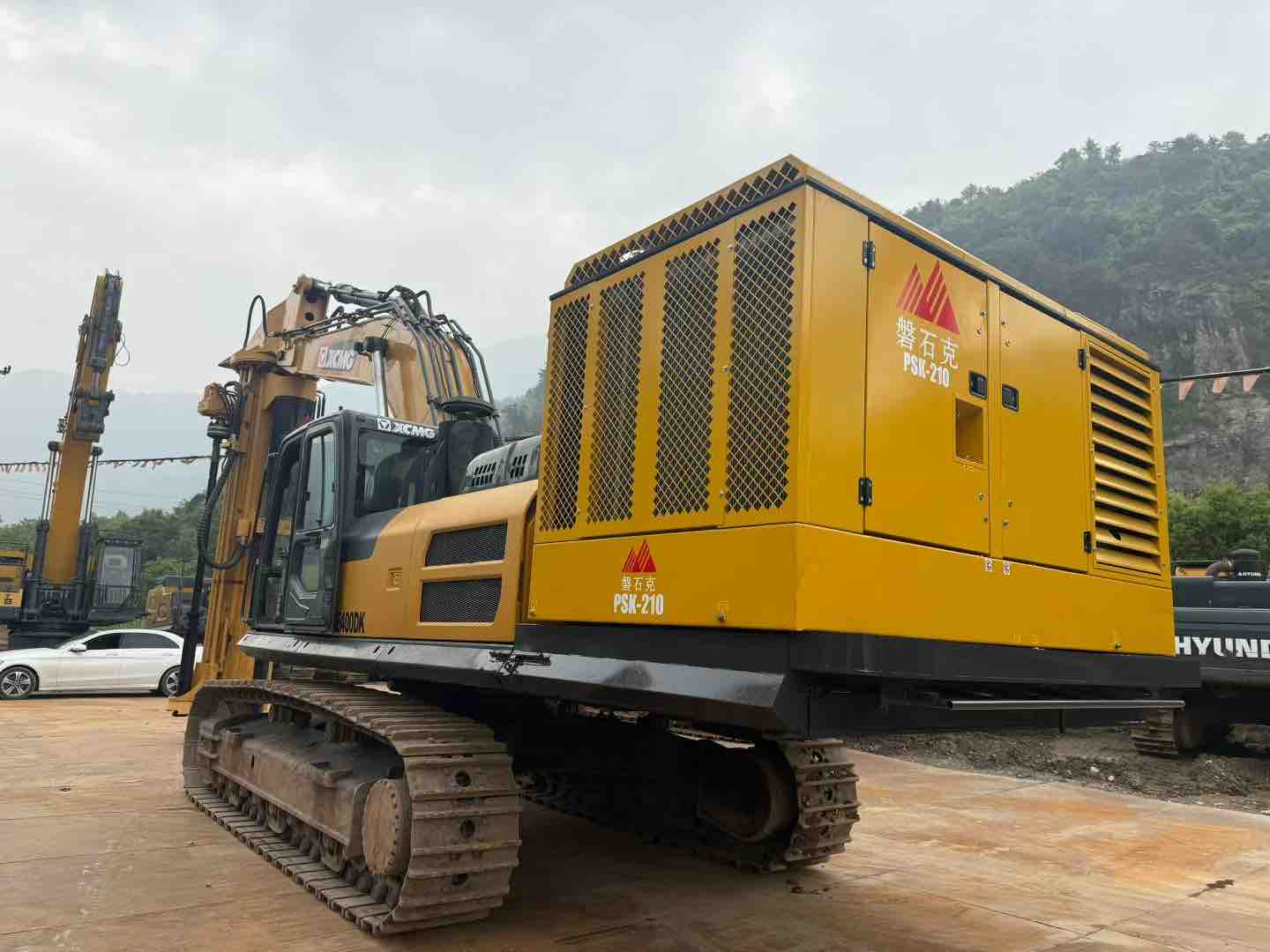 Buy XCMG 40 Used Excavator / 4