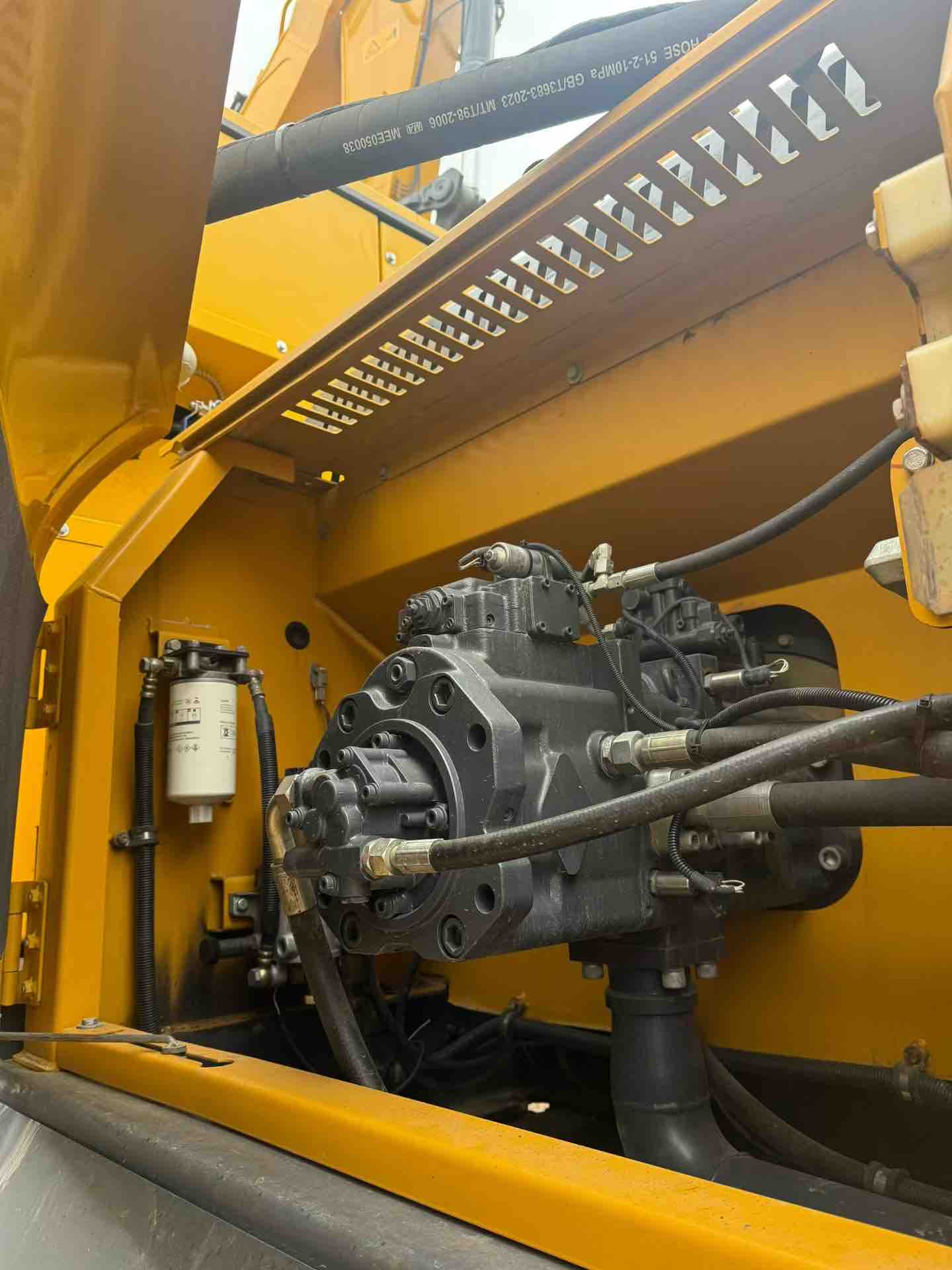 Buy XCMG 40 Used Excavator / 6
