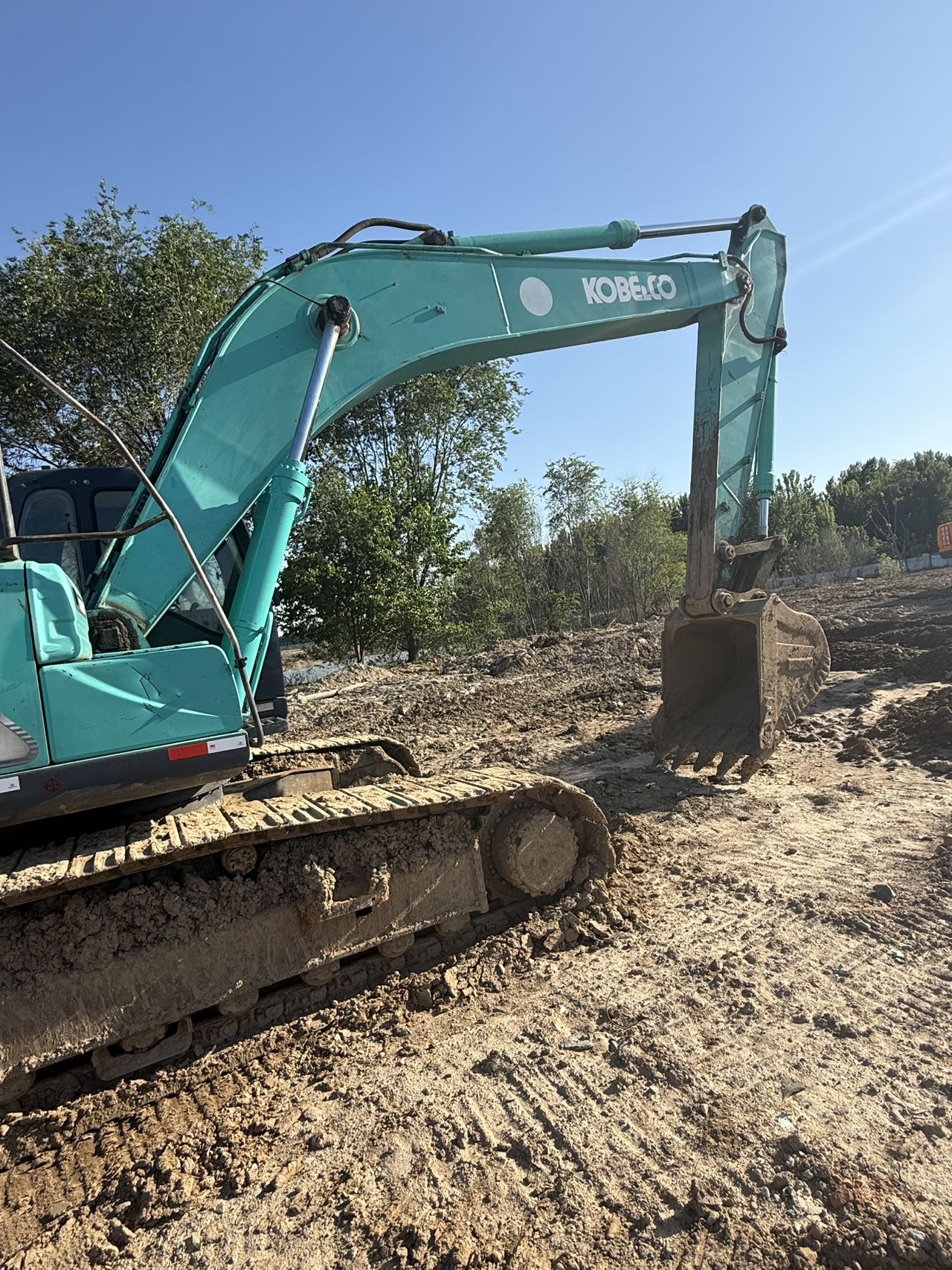 Buy Kobelco 260-8 Used Excavator / 3