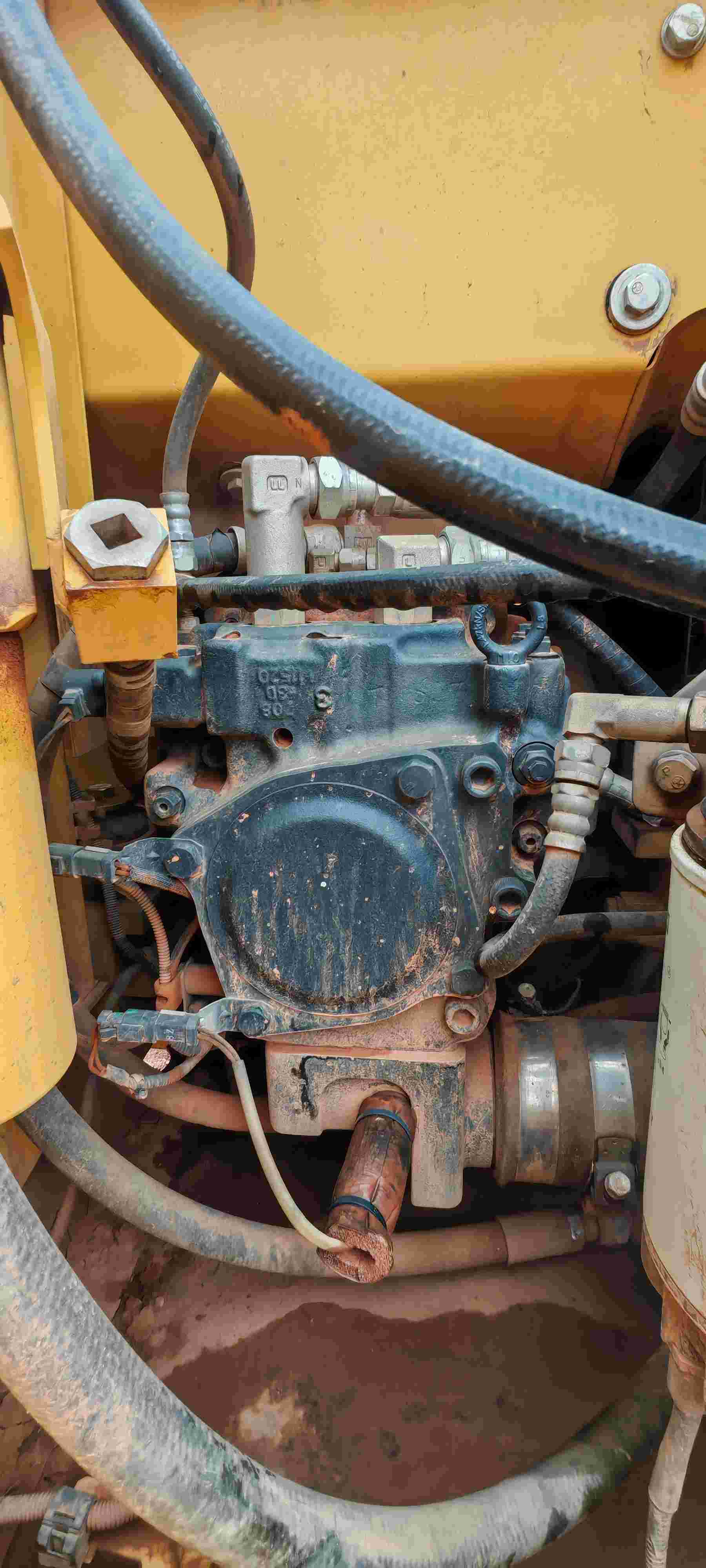 Buy Komatsu PC130-7 Used Excavator / 11