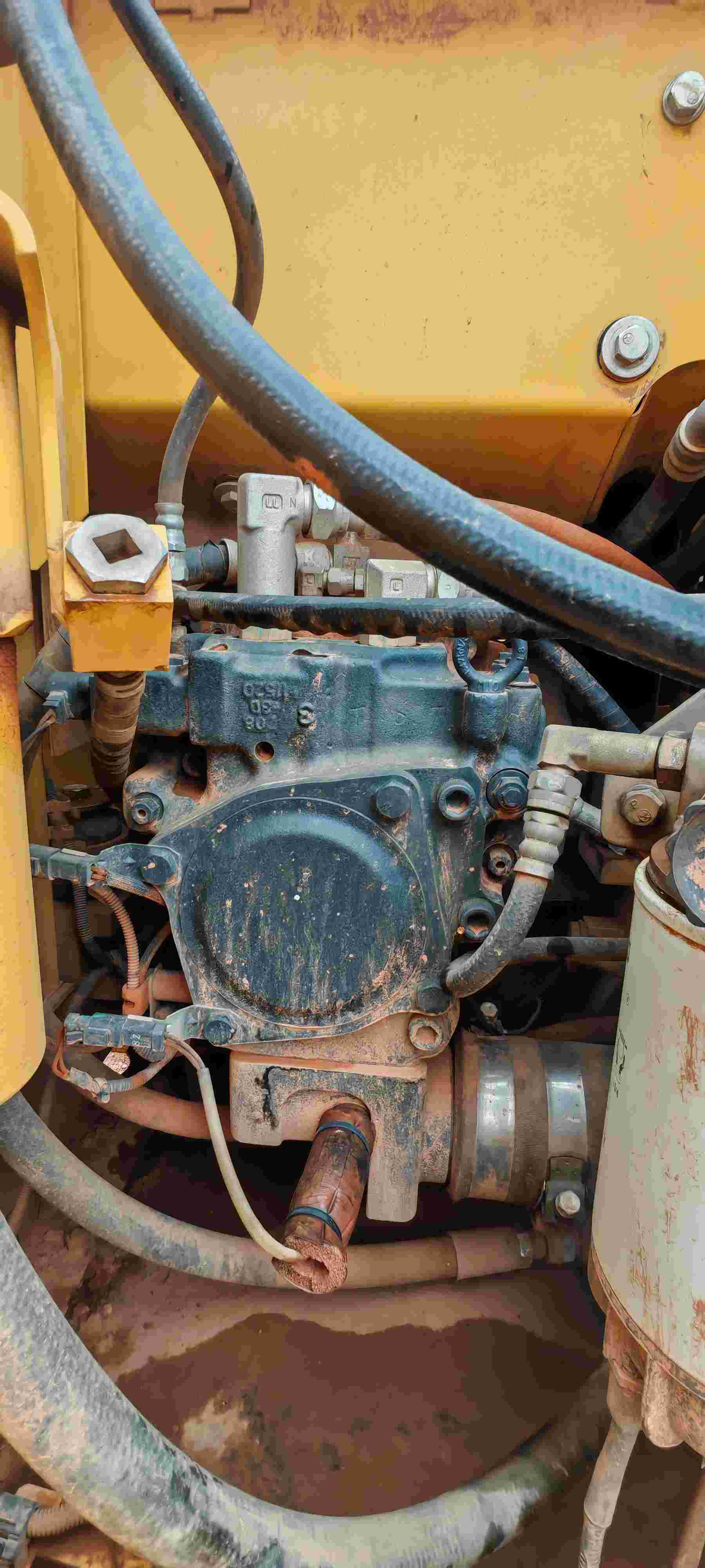 Buy Komatsu PC130-7 Used Excavator / 10