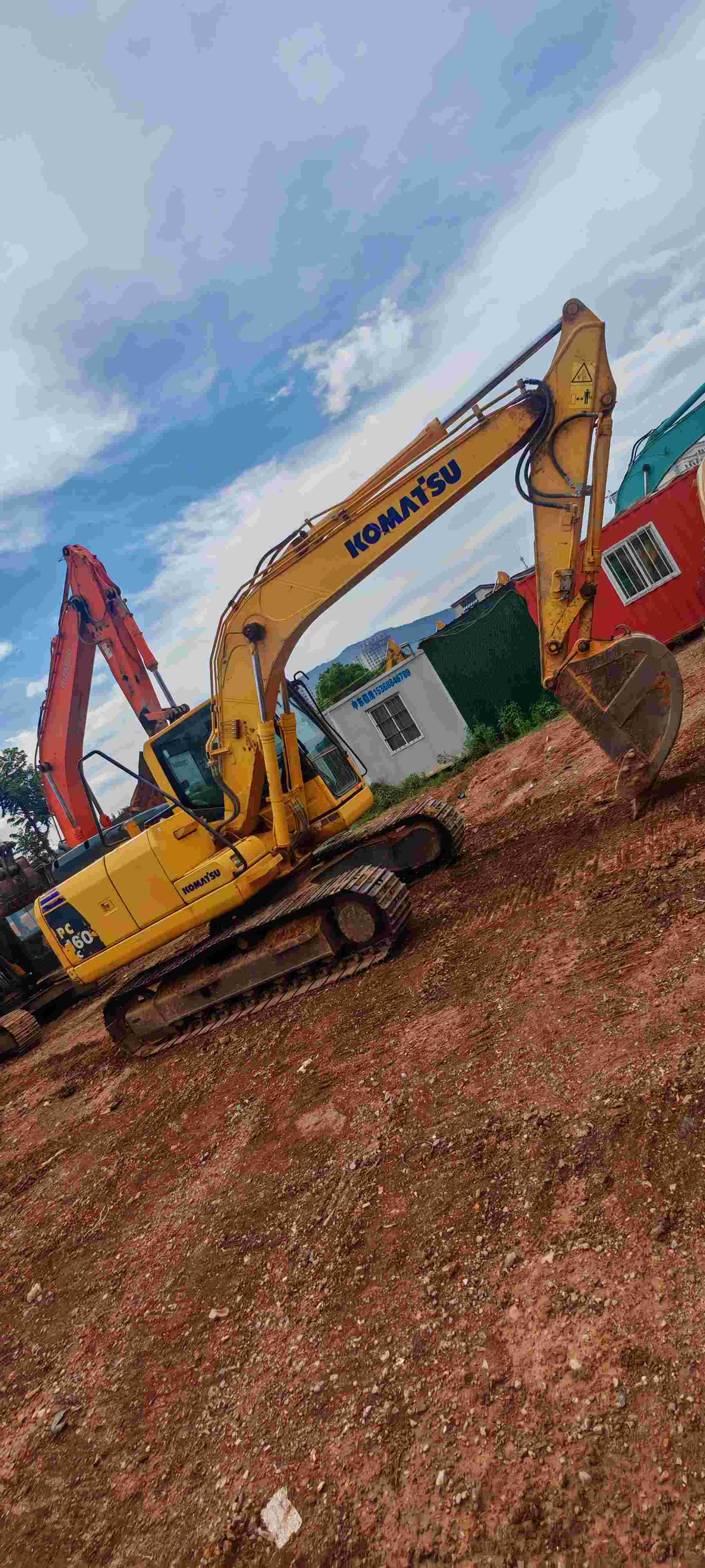 Buy Komatsu PC130-7 Used Excavator / 14