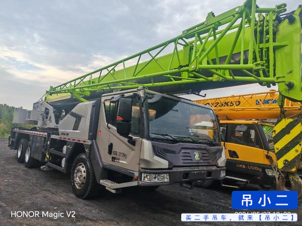 شراء رافعة Zoomlion ZTC251VE562 مستعملة / 2