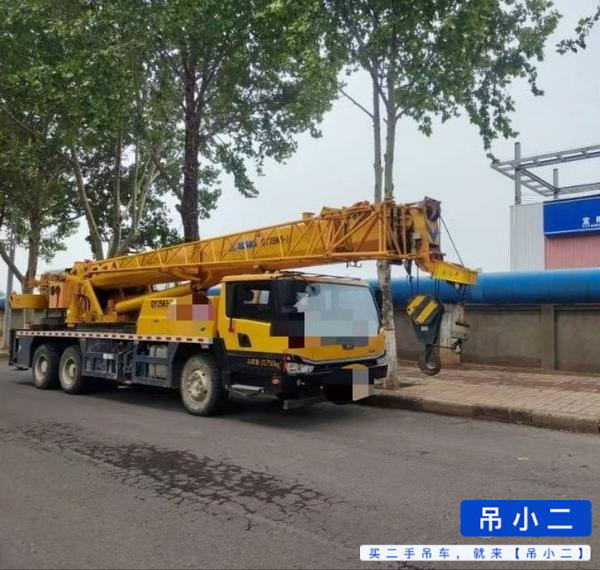 Buy XCMG Used Crane / 2