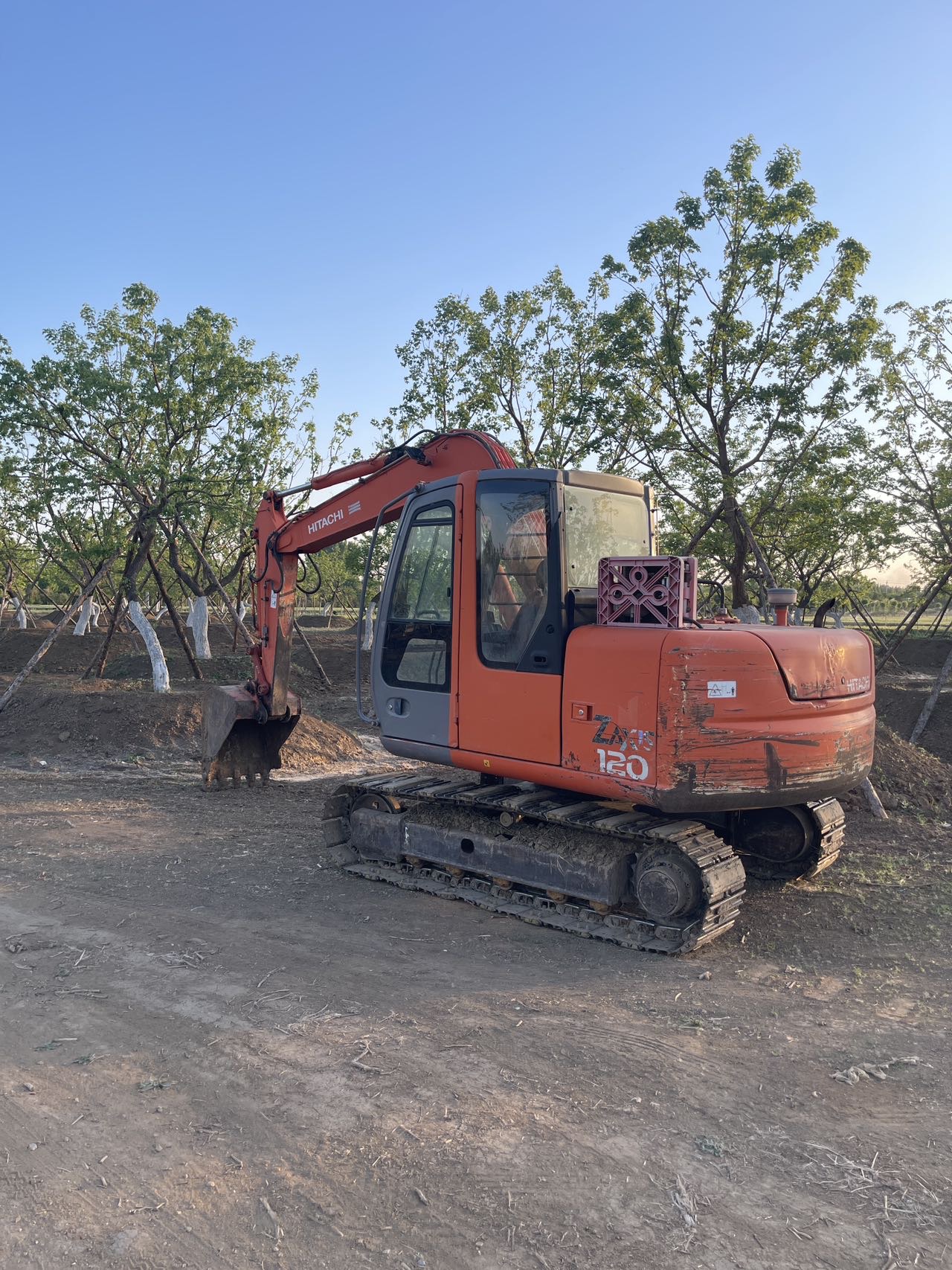Buy Hitachi ZX70-5G Used Excavator / 8