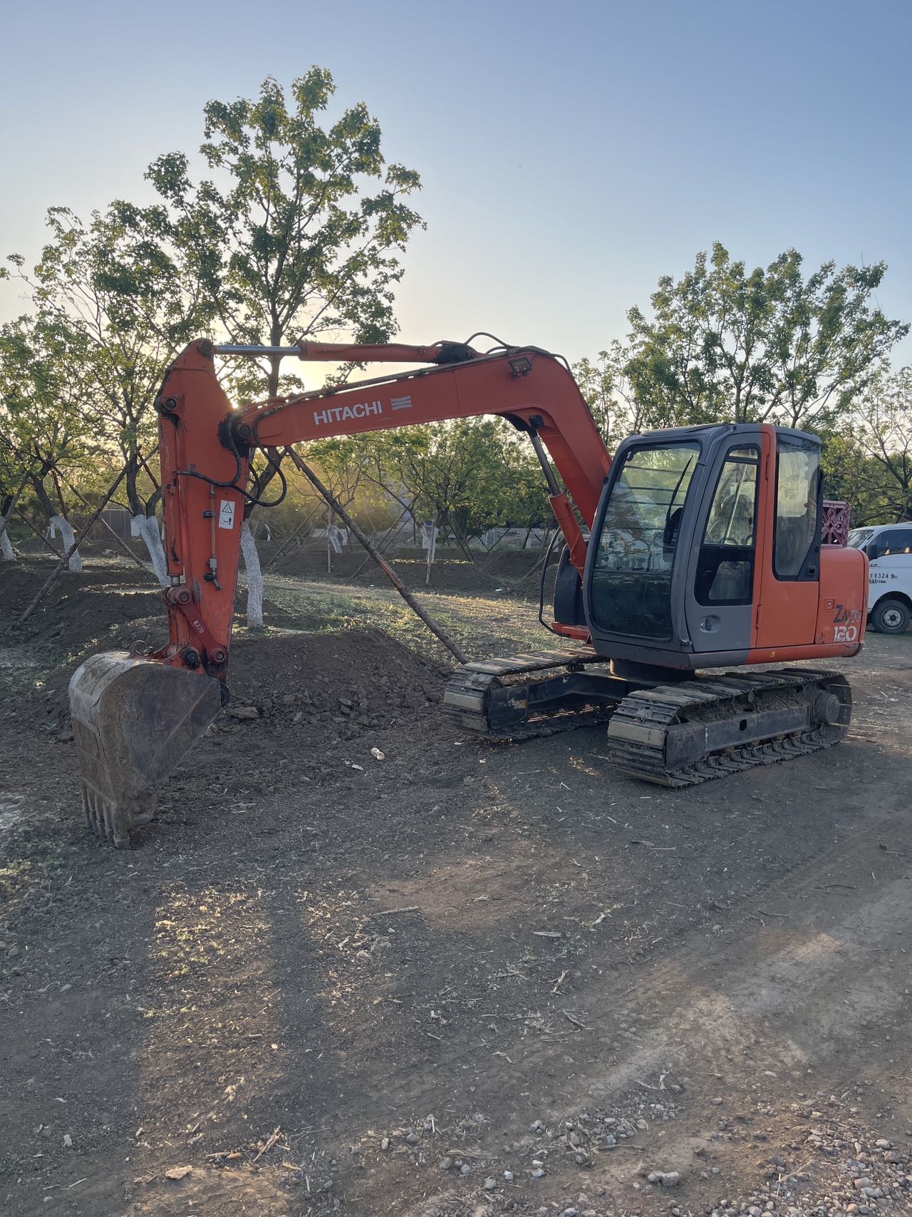 Buy Hitachi ZX70-5G Used Excavator / 2